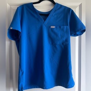 FIGS size Medium Catarina Top